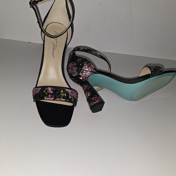 Betsey Johnson Black and Pink Embellished Heels - Picture 4 of 7
